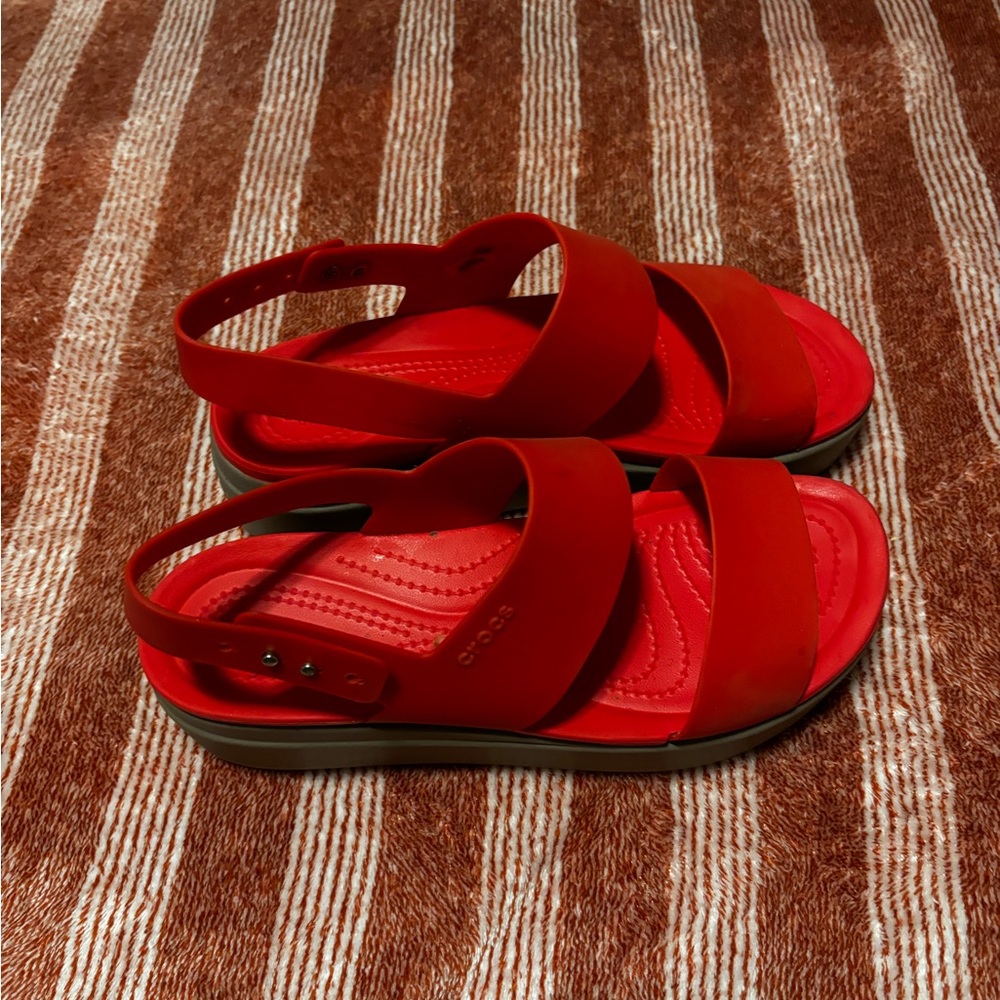 Crocs
